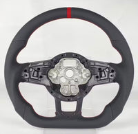 🏁 Sportowa kierownica skóra perforowana + Carbon

VW Golf 7 / 7.5 / GTI / GTE / GLI / R-Line / Tiguan (2013–2019)