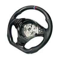 🏁 Kierownica z prawdziwego włókna węglowego + skóra
BMW Seria 3 / X1 / X5 – E82 / E84 / E87 / E70 / E90 / E92 / E93     Automat/Manual