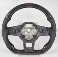 🏁 Sportowa kierownica skóra perforowana + Carbon

VW Golf 7 / 7.5 / GTI / GTE / GLI / R-Line / Tiguan (2013–2019)